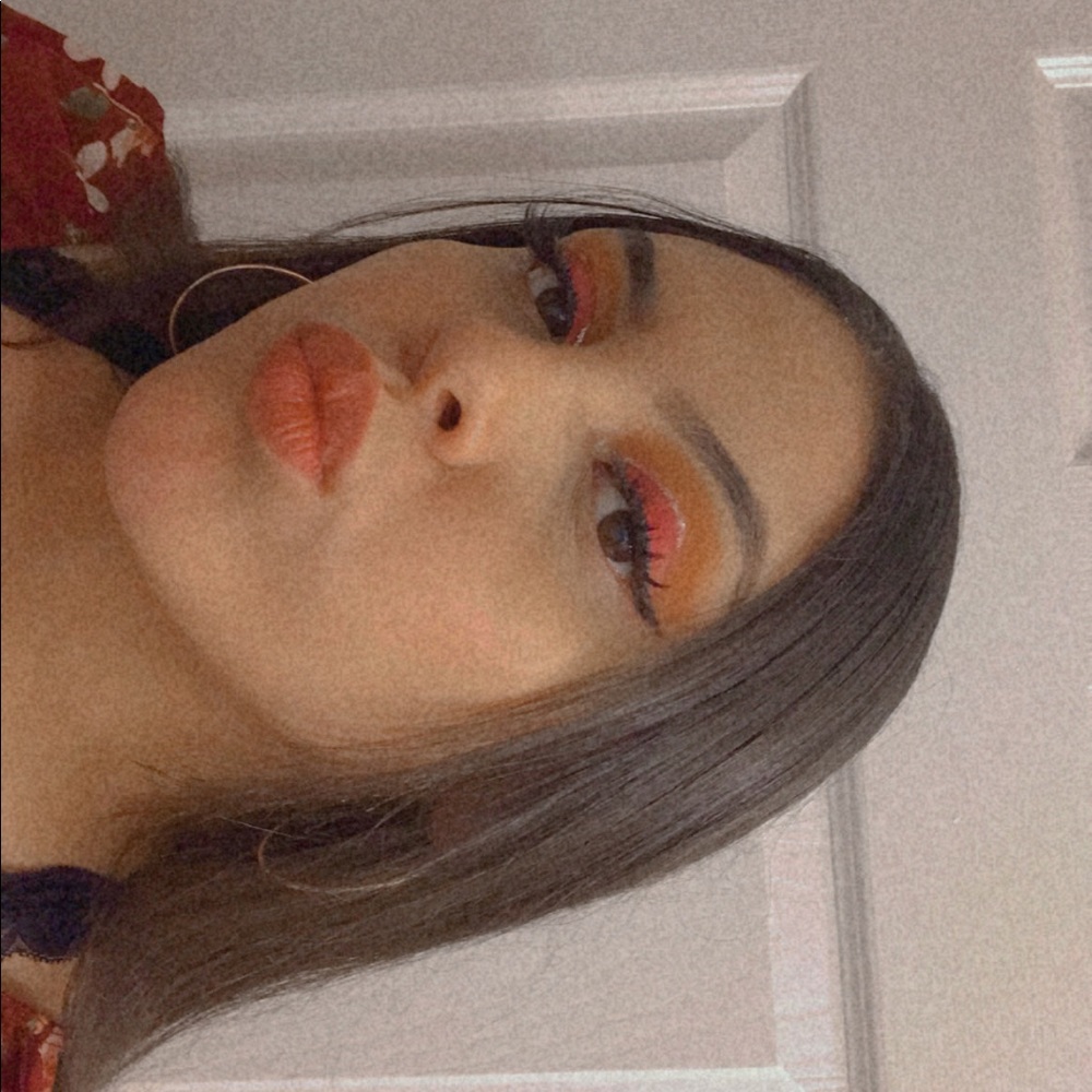 Meet your Posher, Yazmin